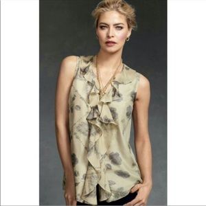 CAbi floral sleeveless blouse, size small! Perfect for spring